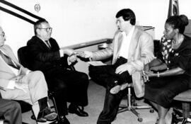 Assembléia Legislativa - Marcos Donadon entrega Constituição de Ro ao Ministro Marcus Villaça - T...
